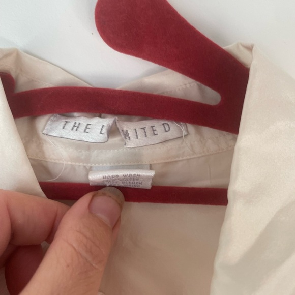 Vintage 90’s The Limited 100% Silk Button Down Short Sleeve Top - Picture 7 of 10